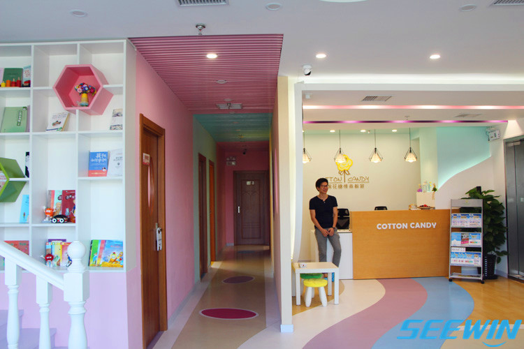 培訓學校家具展示柜