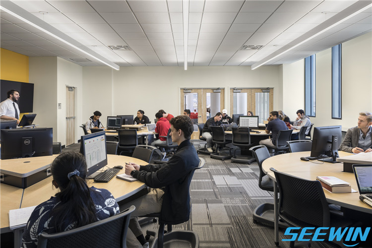 互動(dòng)課桌椅