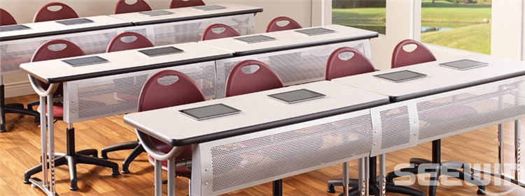 學生課桌椅